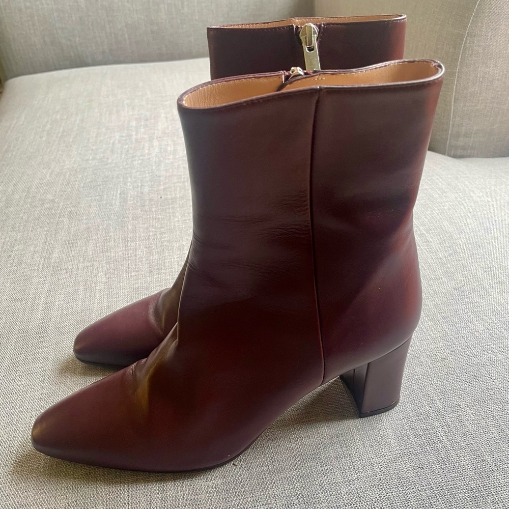 EUC Inez Women's Burgundy Leather Mid-Heel Ankle Booties 8.5 - Picture 2 of 15